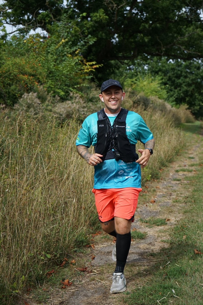 ifucareshare's tweet photo. For a man who has ran over 220 miles in 9 days, he's still smiling and motivated thanks to YOU 💚

Can we hit the next thousand today and spur him on for his second to last day tomorrow?

Donate ➡️ https://t.co/7Es3CJZRC0 #ALongTimeRunning #Suicide #SuicidePrevention https://t.co/ynlXKAjC18