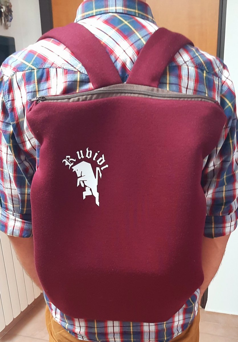 valetacconelli's tweet photo. Stile Ruvido! #fvcg #ruvidi #torino https://t.co/F50L9RuBNq