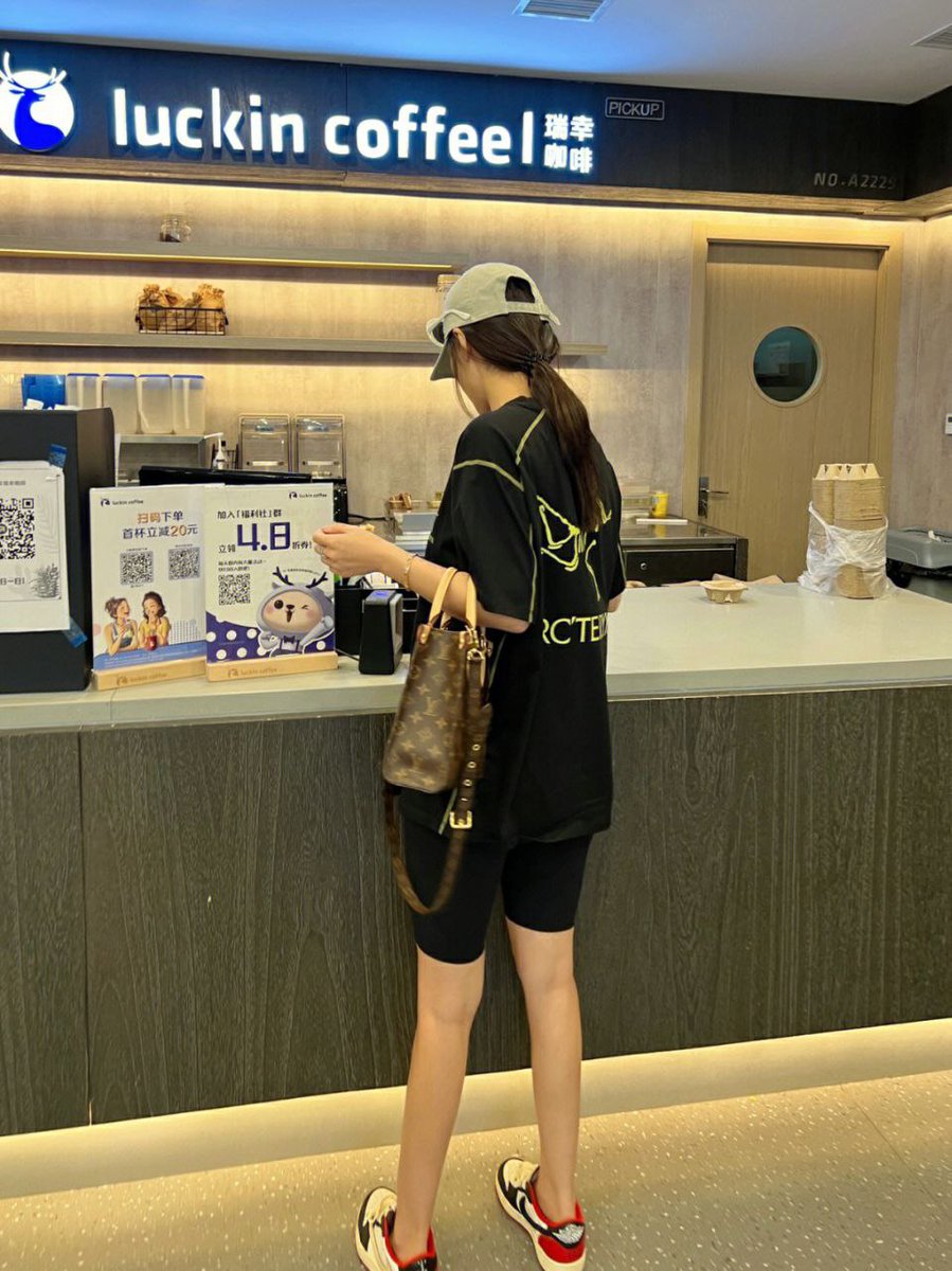 N (@yearningna) on Twitter photo 