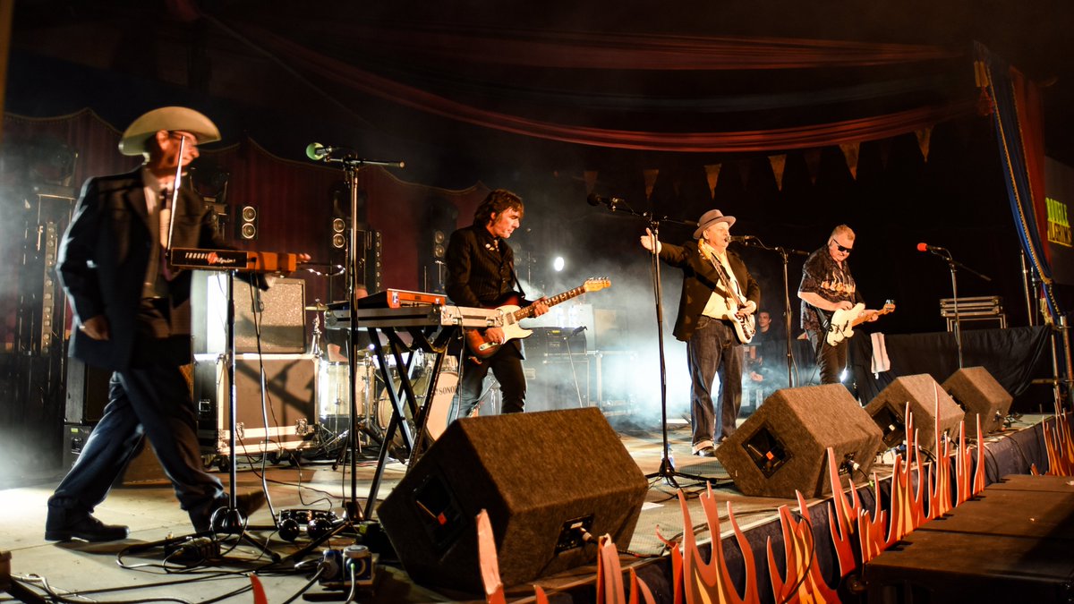 TroublePilgrims's tweet photo. A big THANK YOU to everyone who came and supported @TroublePilgrims @VivaJerryFish stage #electricpicnic2022
Photo:Ann Marie Kelly @AMKellyDJ
#jerryfishelectricsideshow #jerryfishtent #fishtown
#bloodglassandgasoline #darkshadowsandrust
#pilgrimagetorock #seeyouupthefront https://t.co/045JprzuVd