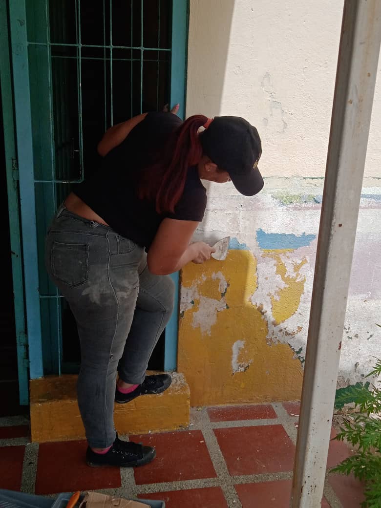 Danielcustodio3's tweet photo. #05DeSep En Venezuela #CuidémonosDeLaCovid19 con la alegría y diversión  🤼‍♀️😀 de las #EscuelasAbiertas las instituciones educativas celebran el cierre del año escolar 2021-2022, y se preparan con las #Bricomiles para el inicio del 2022-2023👨‍👨‍👦‍👦

@_LaAvanzadora
@RosangelaOrozco https://t.co/gxXBNXOCKG