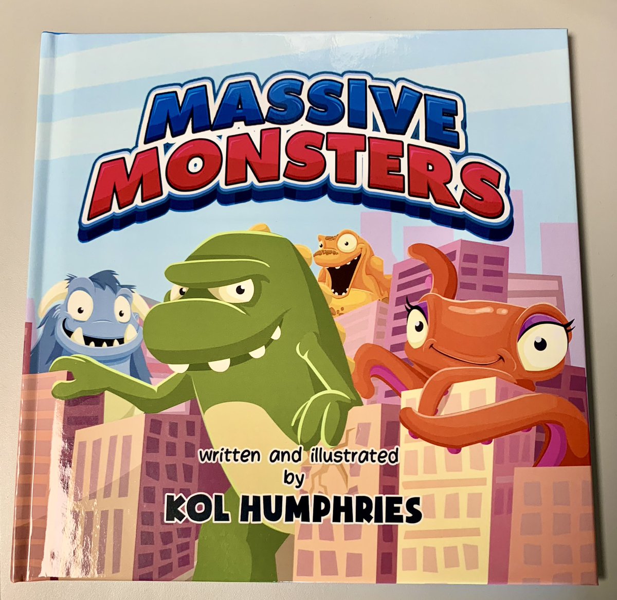 AMorleyHewitt's tweet photo. The moment I saw ‘Massive Monsters’ by @StaffsAlumni @Grumpusstudio I knew it would be perfect for my nephew. So excited to read it to him! ♥️ #AlumniSupportingAlumni https://t.co/ypCEttuUl7