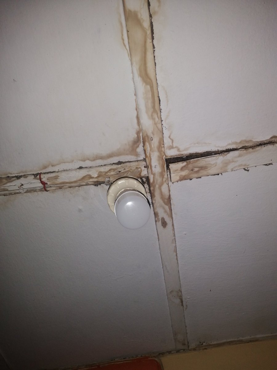 Ighomo's tweet photo. I've been falling sick often because of the dampness of the damp walls and the soaked ceiling leaking. God bless you for really helping out. https://t.co/kWHwbutLM7