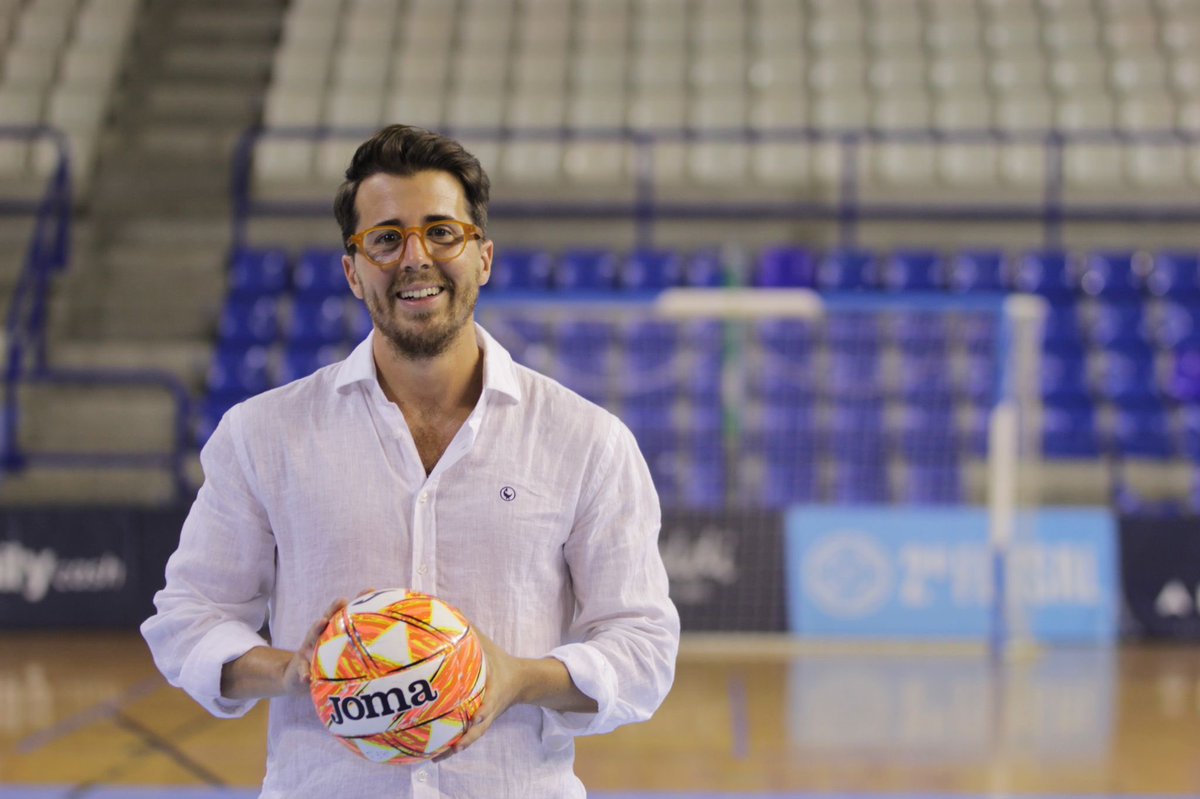 Víctor A. Romero tweet media