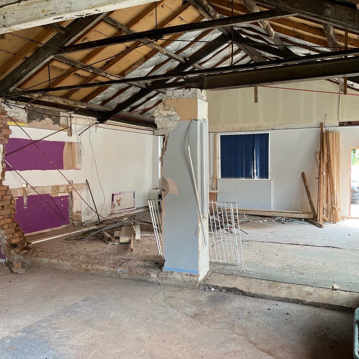 Birtellis's tweet photo. Happy Monday all!

Demolition in full swing in Earlsdon. What a great space! ���

#newstore #newsite #newlocation #birtellis #birtellisiscoming #good #honest #natural #localbusiness #familyowned #earlsdon #coventry #warwickshire https://t.co/Z7EanuMWLO