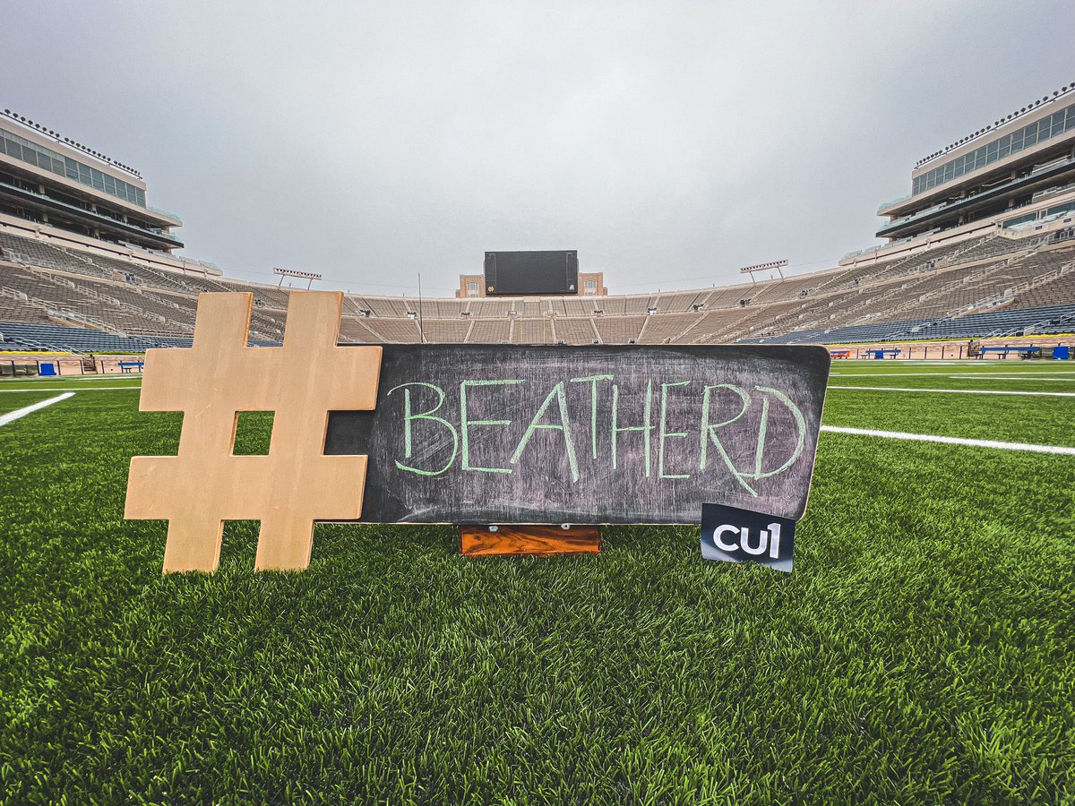 FightingIrish's tweet photo. Home sweet home.

No. 5 @NDFootball 🆚 Marshall
📍 Notre Dame Stadium
📆 Saturday
⏰ 2:30 p.m. ET
📺 NBC
📻 https://t.co/bUB7Qiea5O
☘️ @MyCreditUnion1

#GoIrish #BeatHerd https://t.co/ngLI1KvRL8
