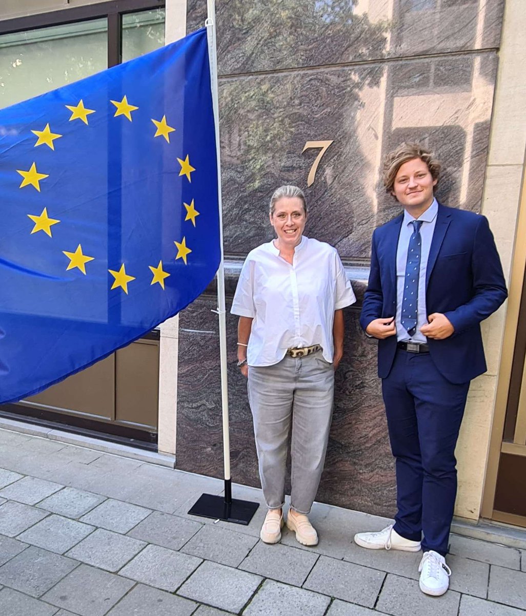 Teilnahme an Fachveranstaltungen, Gespräche mit Vertretern der #EU-Institutionen sowie Kennenlernen der Arbeitsweise des Europabüros motivierten Petra Wagner, Europabeauftragte vom #LandkreisHeilbronn, bei uns zu hospitieren. Danke für Deinen Einsatz!