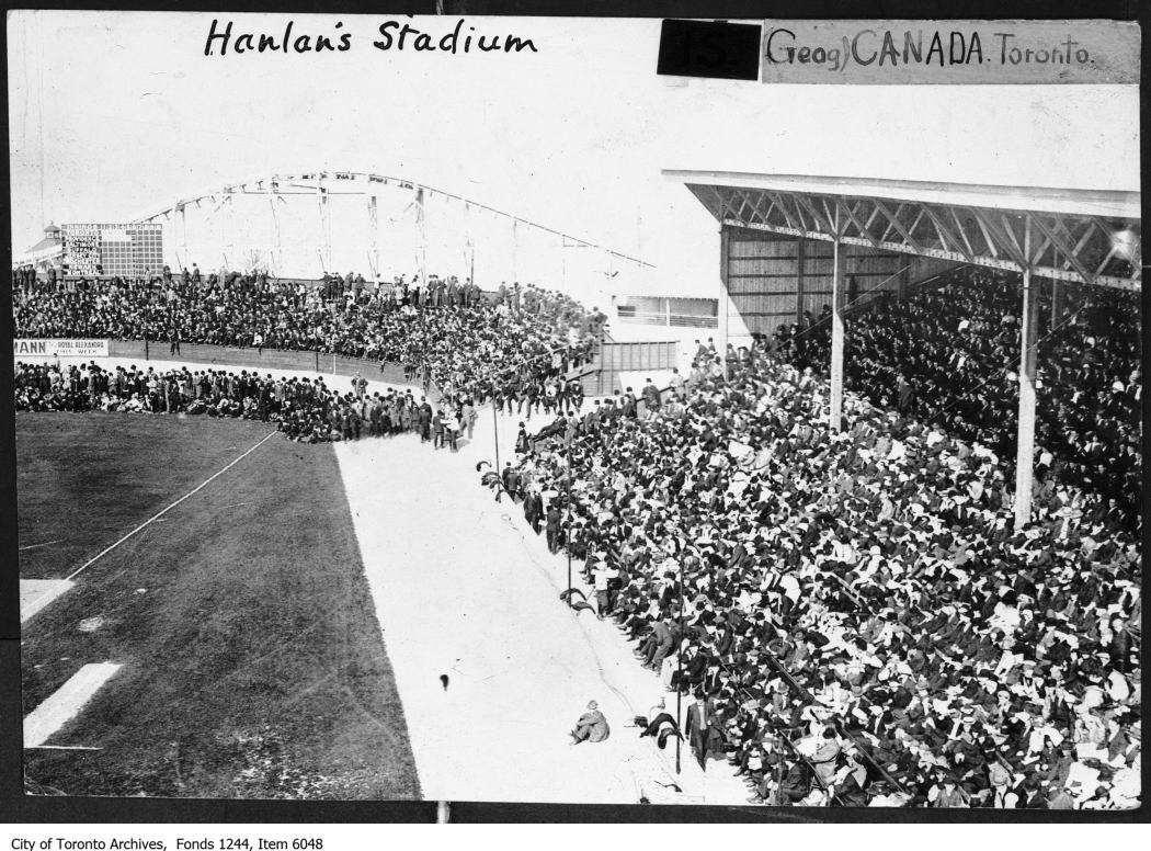 sportsnetgrill's tweet photo. ON THIS DAY: Sept 5 - Babe Ruth hit his first pro home run at Hanlan's Point on Toronto Island. He was a 19-year-old rookie playing for the Providence Grays. Can you guess the year?

Photos courtesy of City of Toronto Archives

#TorontoSports | #TorontoHistory | #TorontoBaseball https://t.co/SaEBDF5t1m