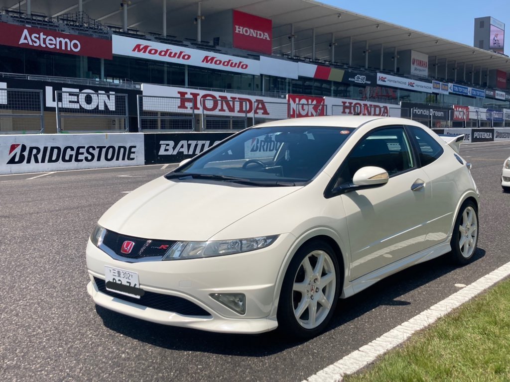 FN2PP1ZE2's tweet photo. #ホンダ乗りと繋がろう2022秋
仲良くしてください😆 https://t.co/h9W9mbjWDM
