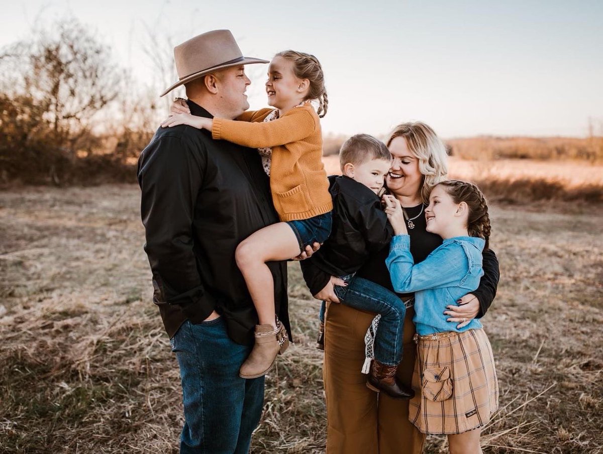 Shellie Bowling tweet media