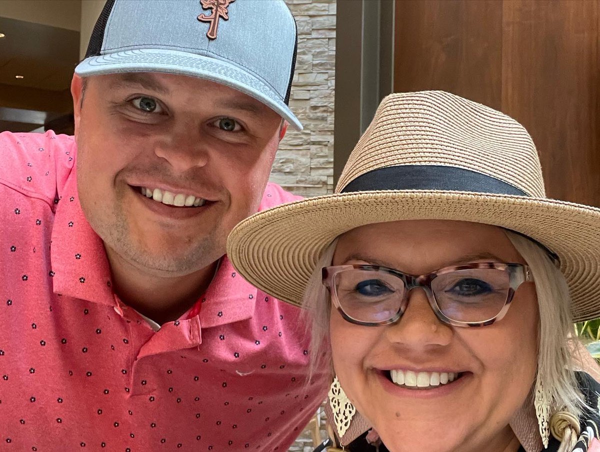 Shellie Bowling tweet media