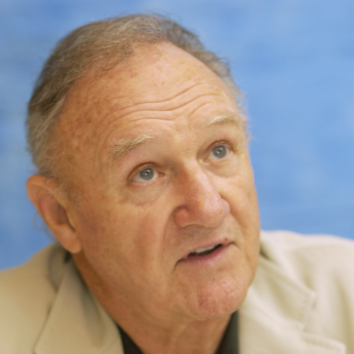 Living Magazine tweet media