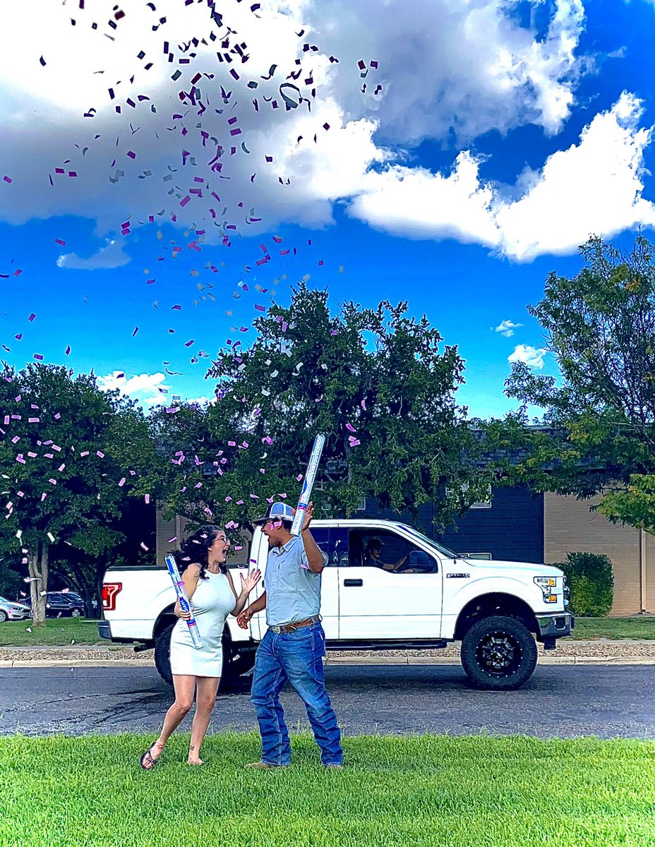 Neeley_k22's tweet photo. And ITS A GIRL!!! 💓💓🎀 https://t.co/A5B14M5Ndh