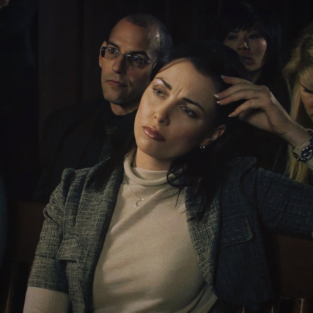 caffeinesecret's tweet image. Hey guys, Look at her!!!!!! 🖤🖤🖤🖤🖤🖤 #maximroy