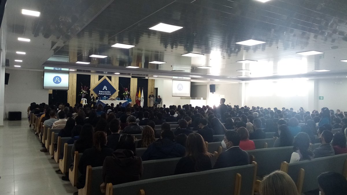 Pablini79's tweet photo. Inauguración del año lectivo 2022-2023 en el Colegio Adventista Ciudad de Quito
#EducacionAdventista https://t.co/NCFzXsEBfB