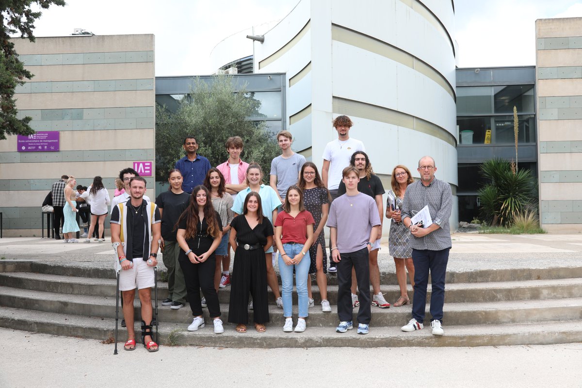 Une excellente rentrée à la promotion 2022-2023 de la licence 3 CCPM (Conception et Commercialisation des Produits Multimédias).🎉😄

<a href="/IAEFRANCE/">IAE FRANCE</a> <a href="/eric_stephany/">Stéphany Eric</a>
#Rentree2022