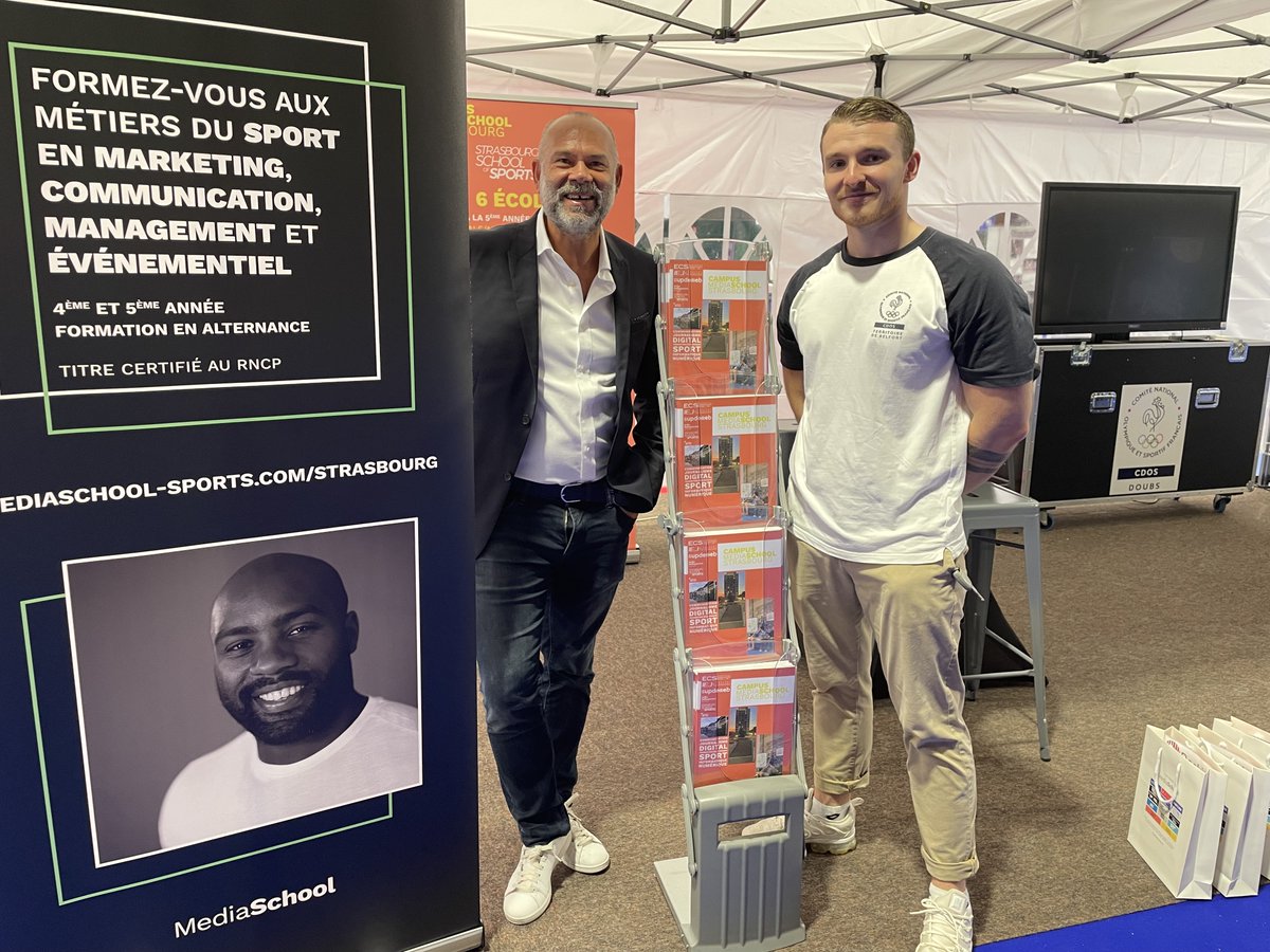 Ce week-end, MediaSchool Strasbourg était présent au salon Sportissimo près de Belfort pour représenter l'école Strasbourg School of Sports.
Le salon était organisé par un des étudiants de l'école, une fierté pour le directeur du campus !