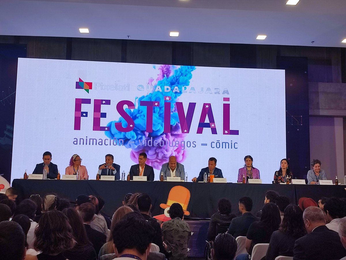caavuniversidad's tweet photo. Con mucho entusiasmo nos encontramos en la Inauguración del Festival @Pixelatl Animación- Videojuegos- Cómics 🤖🎮, por primera vez en Guadalajara.
#PixelaltGDL #pixelalt #caavuniversidad https://t.co/vUXUqHg6Ax