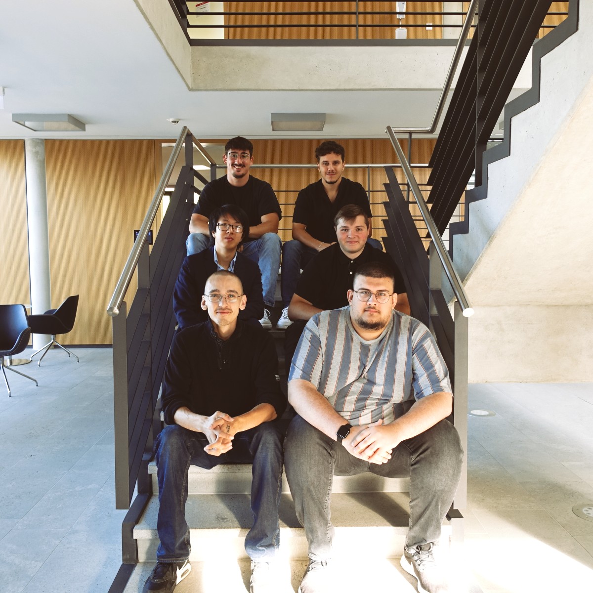 we_online's tweet photo. We warmly #welcome our new #WE_ICS trainees!
On the 1. day, the trainees got to know the other trainees &amp; the company, took a guided tour of the building, met their trainers &amp; had a delicious lunch together. Welcome to the team! WE ICS wishes a great start 👍 #we_ics https://t.co/RDS8a9vyWY