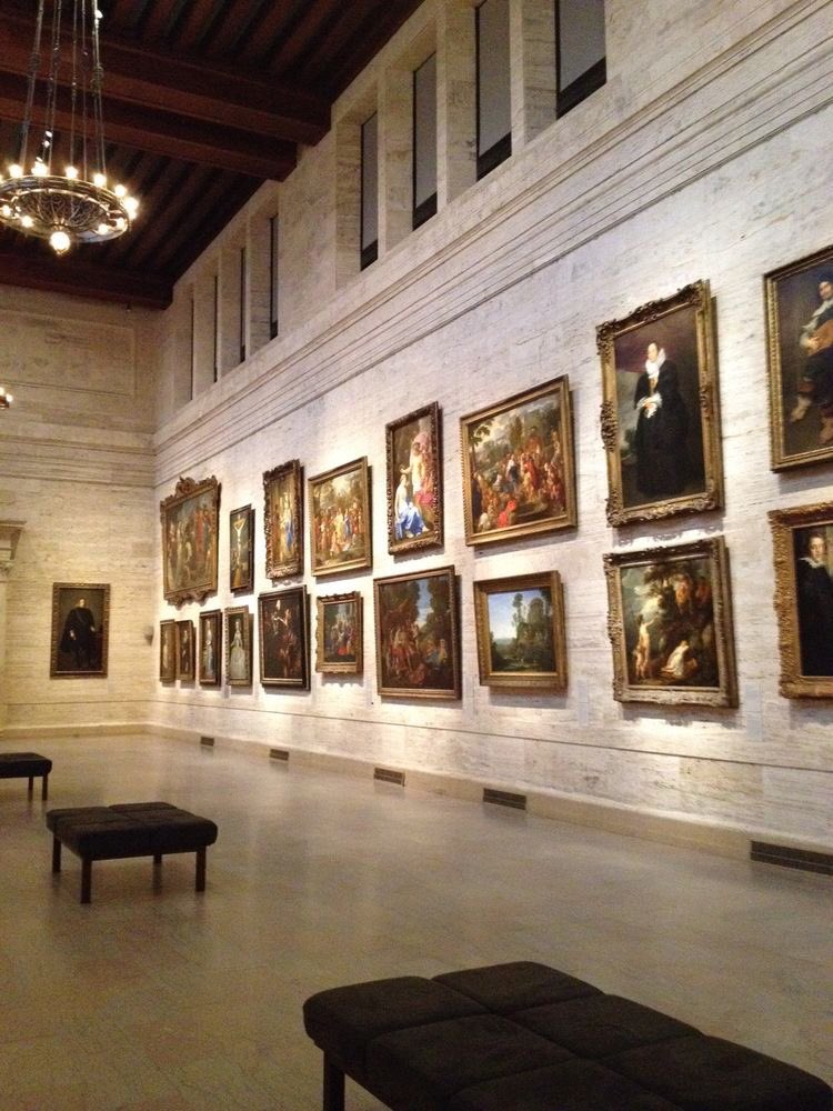 _Thtrang_01's tweet photo. - museum -

#ARMYSelcaDay #ARSD #TAEHYUNG @BTS_twt https://t.co/6dPACLYb9W