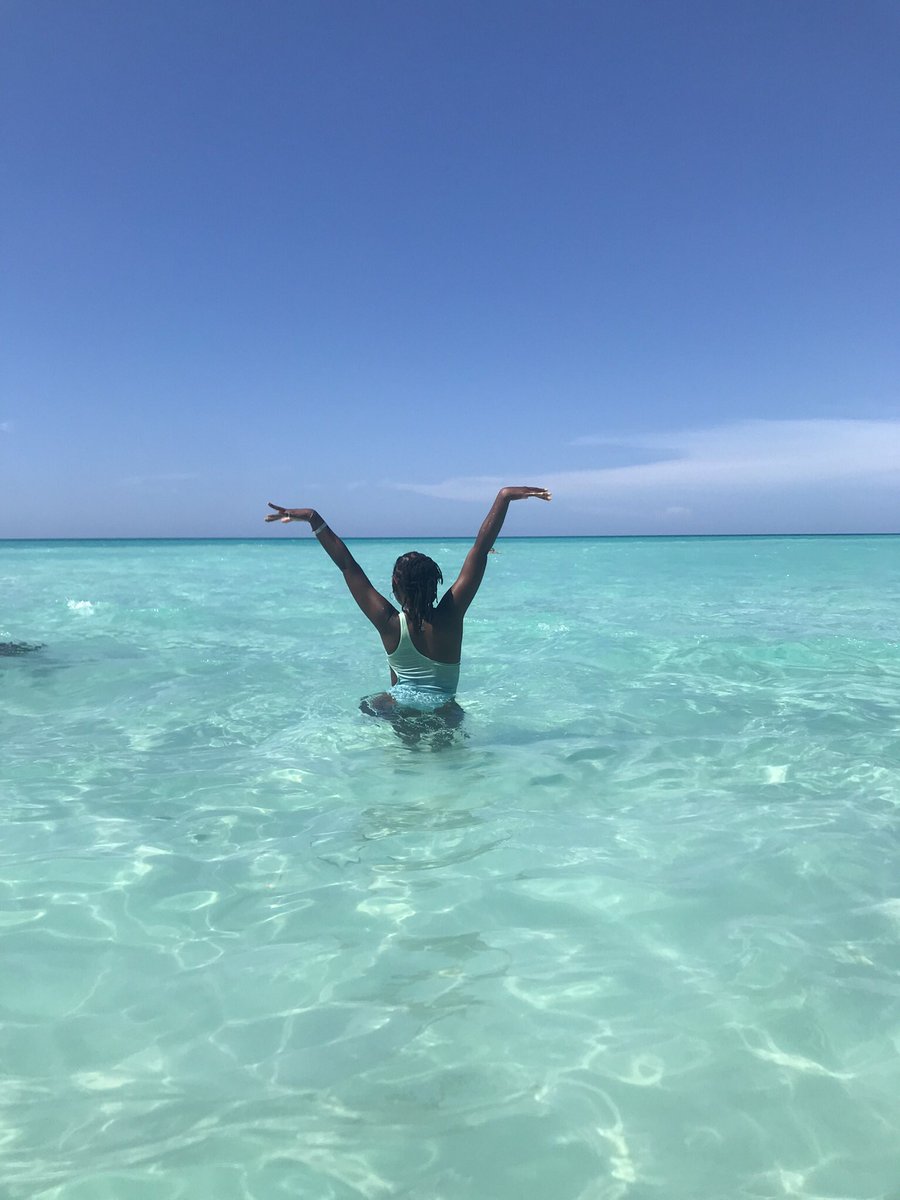 LPassionvoyage's tweet photo. Ça pourrait être toi ! #lpv #luciepassionvoyage #Voyager  #voyage #voyageuses https://t.co/oSiJlBslEt