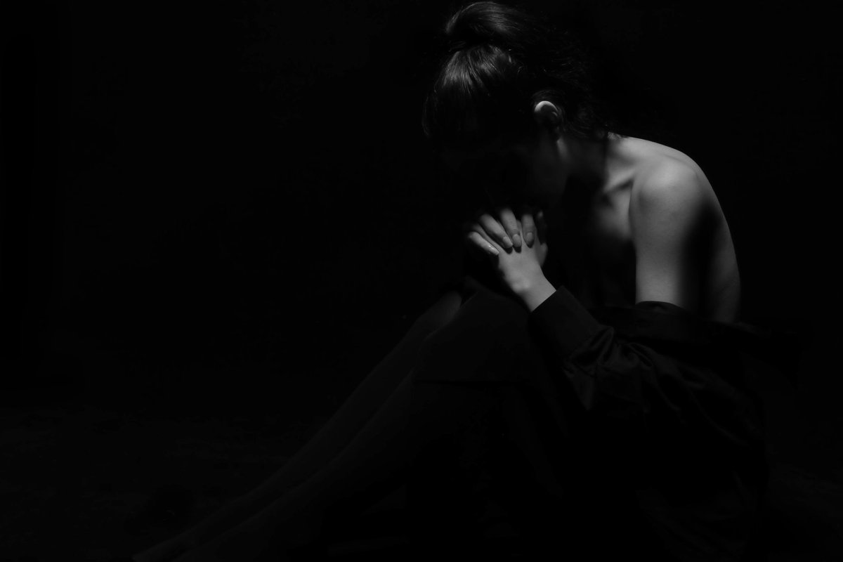 <a href="/tatana_bonita/">Natali Bonita</a> “Loneliness” 
In a room as big as loneliness
my heart
which is as big as love.

0.13 $ETH 
#foundation

<a href="/__soora___/">Soora</a> <a href="/seldabalcosar/">Selda Bal Coşar</a>