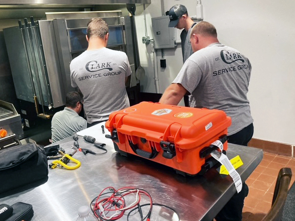ClarkServiceGrp's tweet photo. The best way to support our partners is by ensuring our team is trained and ready to serve! Check out our technicians behind the scenes training with @WoodStoneOvens. πππ₯
#GetClarkd #ALegacyBuiltOnService #FoodServiceEquipment #CFESACertified #CFESATechs https://t.co/HEMQJdPyzo