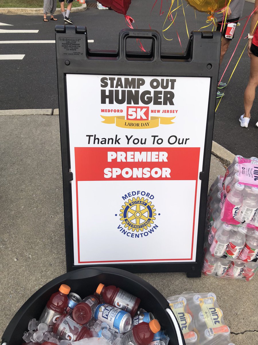 FredWasiak's tweet photo. The @foodbankSJ team is here to #StampOutHunger5k!  Thank you to all participated as 100% of your registration fee goes to the Food Bank of South Jersey! Thank you ShopRite of Medford @medford_of for your support! Thank you @MedfordRotaryNJ for your sponsorship! #FeedingSJ https://t.co/SeuzsZvuET