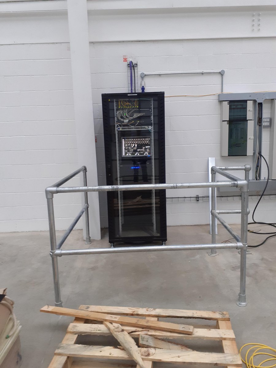 SECElectrical's tweet photo. One of our Engineers has recently visited one of our sites; Aviva, Swan Valley to undertake the CCTV installation.

#Construction #Electricians #TeamSEC #Aviva https://t.co/wYlSwp7cZP