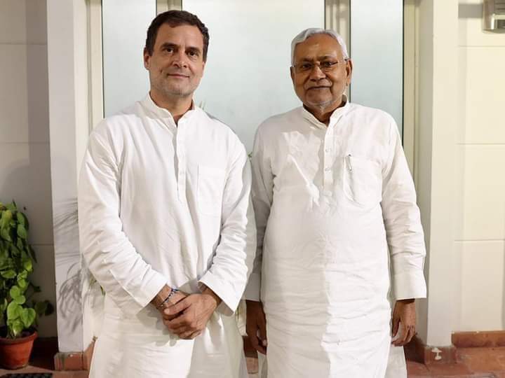 NisarAh44058306's tweet photo. आज बिहार के आदरणीय मुख्यमंत्री श्री @NitishKumar जी हमारे नेता भारत के A to Z लोगों का उन्नति चाहने वाले समस्त भारत के लोगों को दिल से स्नेह करने वाले श्री @RahulGandhi जी से उनके दिल्ली स्थित निवास 12 तुगलक लेन पर मुलाकात की! https://t.co/dACWTKvuhb
