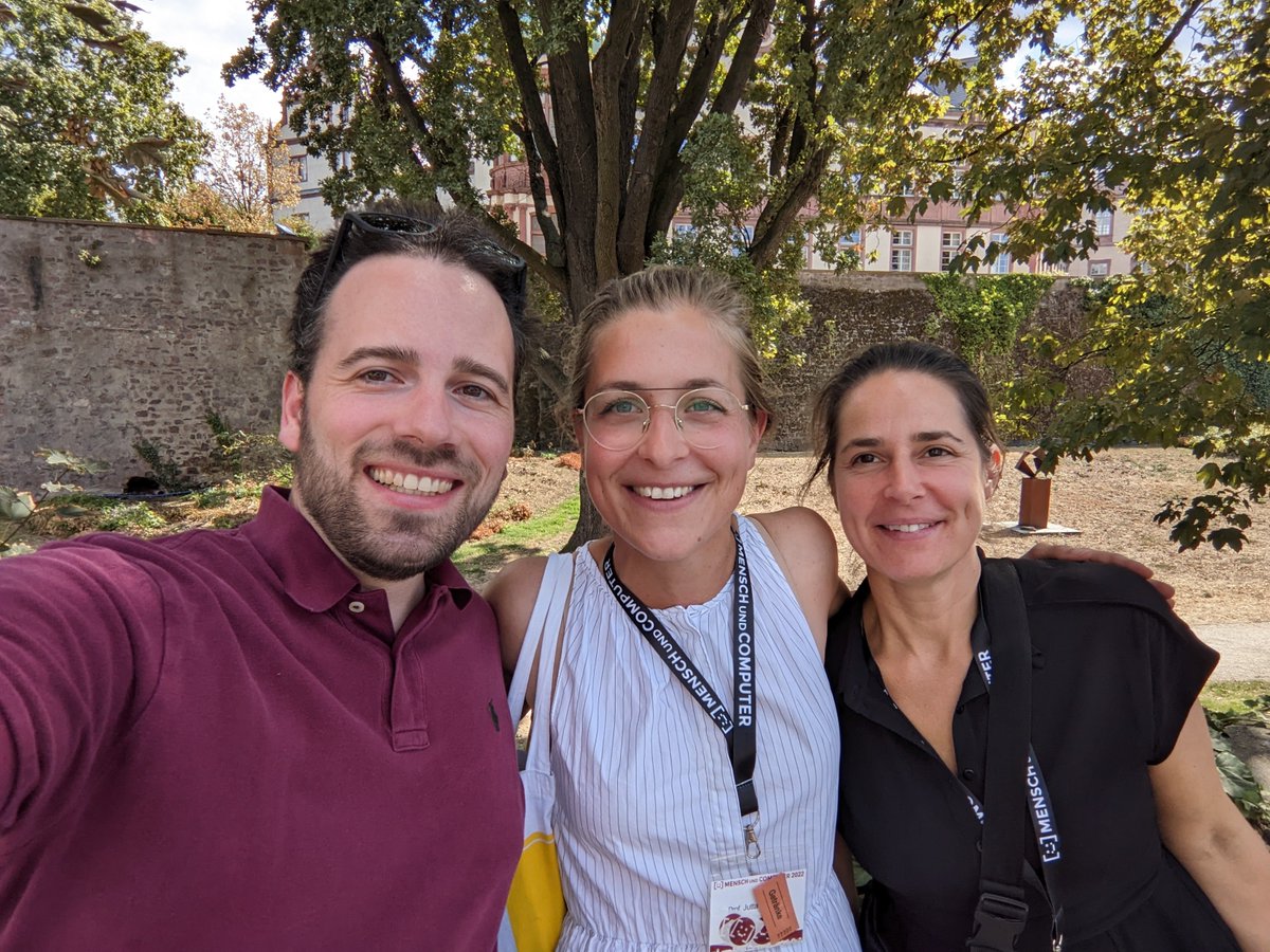 Great to meet in person after a long time again or even for the first time ever! <a href="/mucConf/">Mensch und Computer</a> #muc2022 <a href="/SusanneCJBoll/">Susanne Boll</a> @matviienkoa @AnLoecken <a href="/AdelkaNiels/">Adelka Niels</a> <a href="/ergologe/">Jurek Breuninger</a>