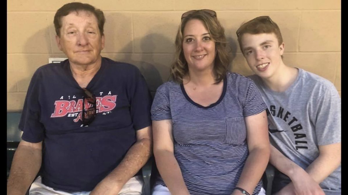 Holly🎄 tweet media