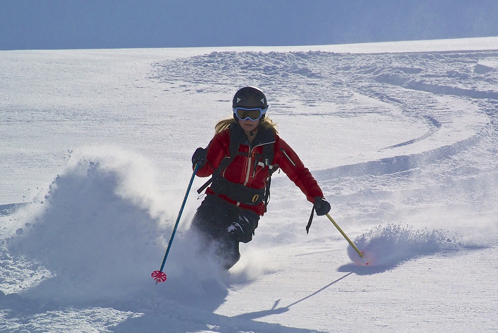 WinterInsight's tweet photo. New #ORTOVOX off-piste tour with Henry’s Avalanche Talk re-launches in 2022 
Henry’s Avalanche Talk https://t.co/ZwOsChlKvR #henrysavalanchetalk https://t.co/BPsbQ7qI4S