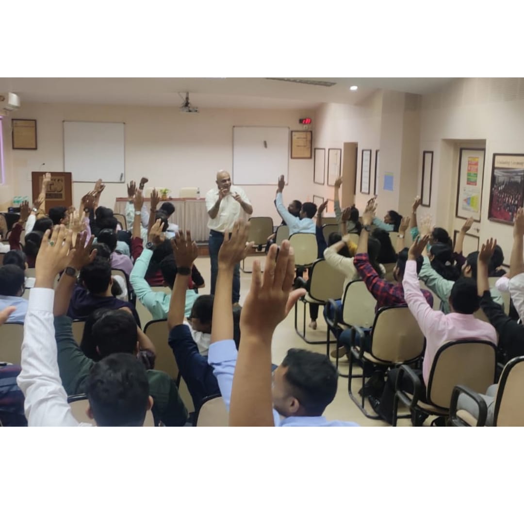 IESMCRC's tweet photo. #InductionSession ~ #Day1
We, at IES MCRC have welcomed our 1st Batch of PGDM and PGDM(PM) 2022-24 on the campus today.
We had esteemed alumna, from the Batch of 2010-12, Ms Nishita Nair, Senior Manager-HR, Alembic Pharmaceuticals Ltd. as the Chief Guest.
#iesmcrc #ies #mumbai https://t.co/oT40tproEv