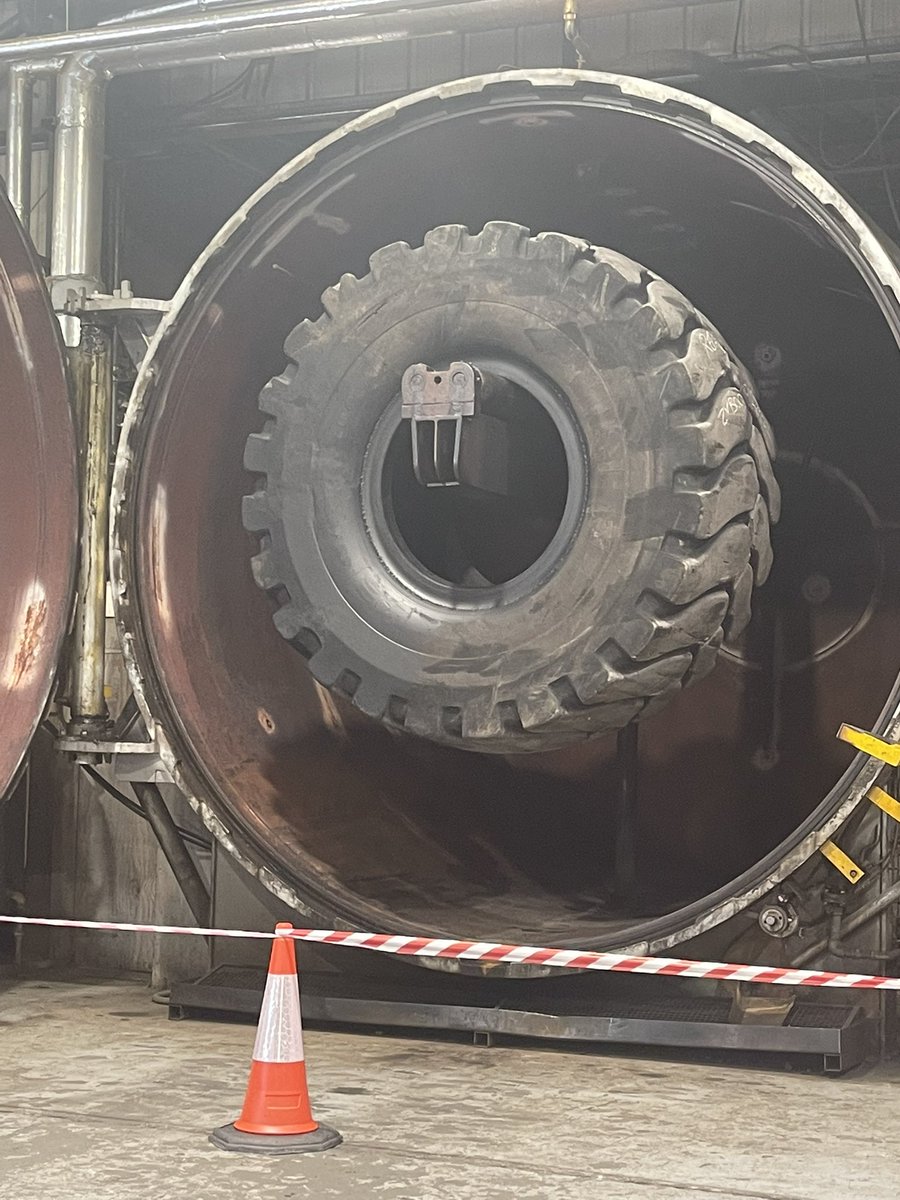 compressorsltd's tweet photo. Enjoyed our journey to @KalTire in #Alfreton to help with the fund raising and see the compressed air system we supply being in such an interesting way! https://t.co/CWRL6CcCRY