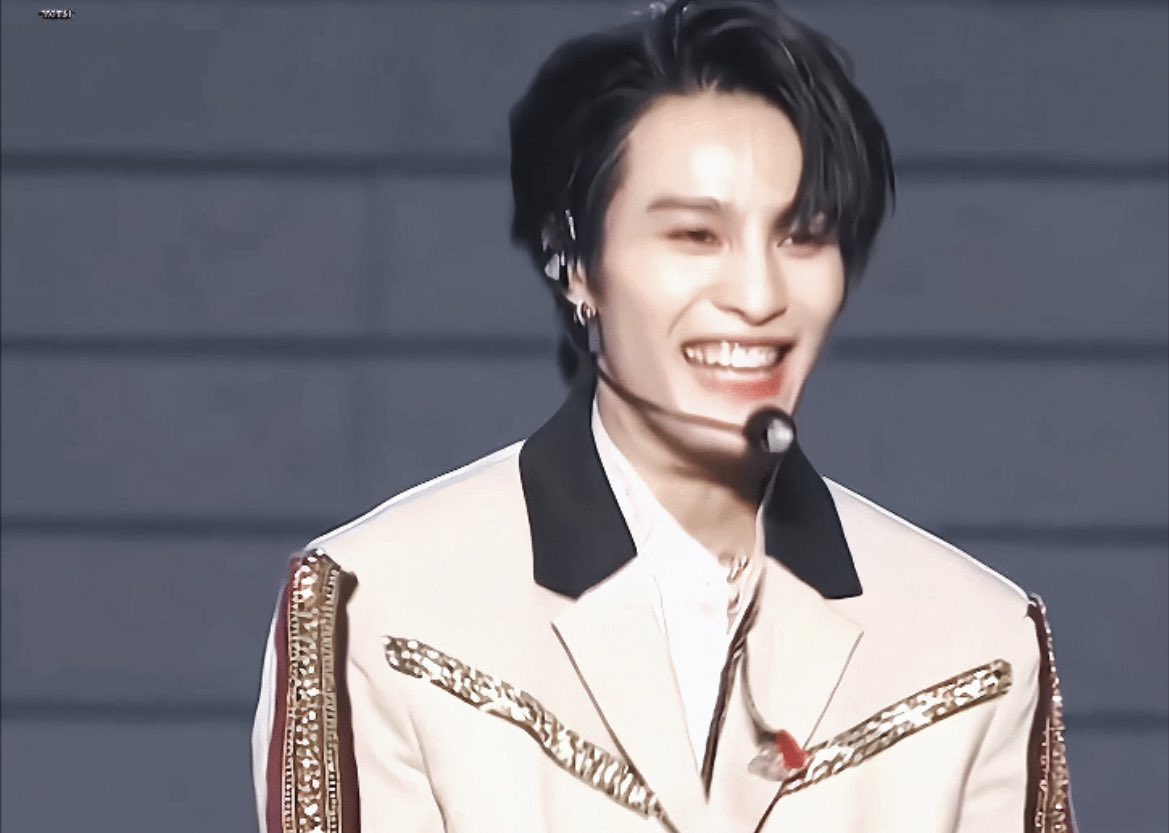 itsmeme1999's tweet photo. Would love to see Allen being ASC MC with Steven or TNX’s Kyungjun or maybe Jacob or Kevin from The Boyz or DANN from Kingdom or YangYang or Kelly https://t.co/o5nTxLoOY8 or p1harmony’s Keeho✨
#Cravity #Allen #Kingdom #TNX #THEBOYZ #Kevin #Jacon #KyungJun #DANN #크래비티 #앨런 https://t.co/dR0reVclkb