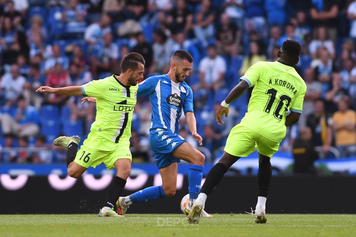 Adrian Lapeña tweet media