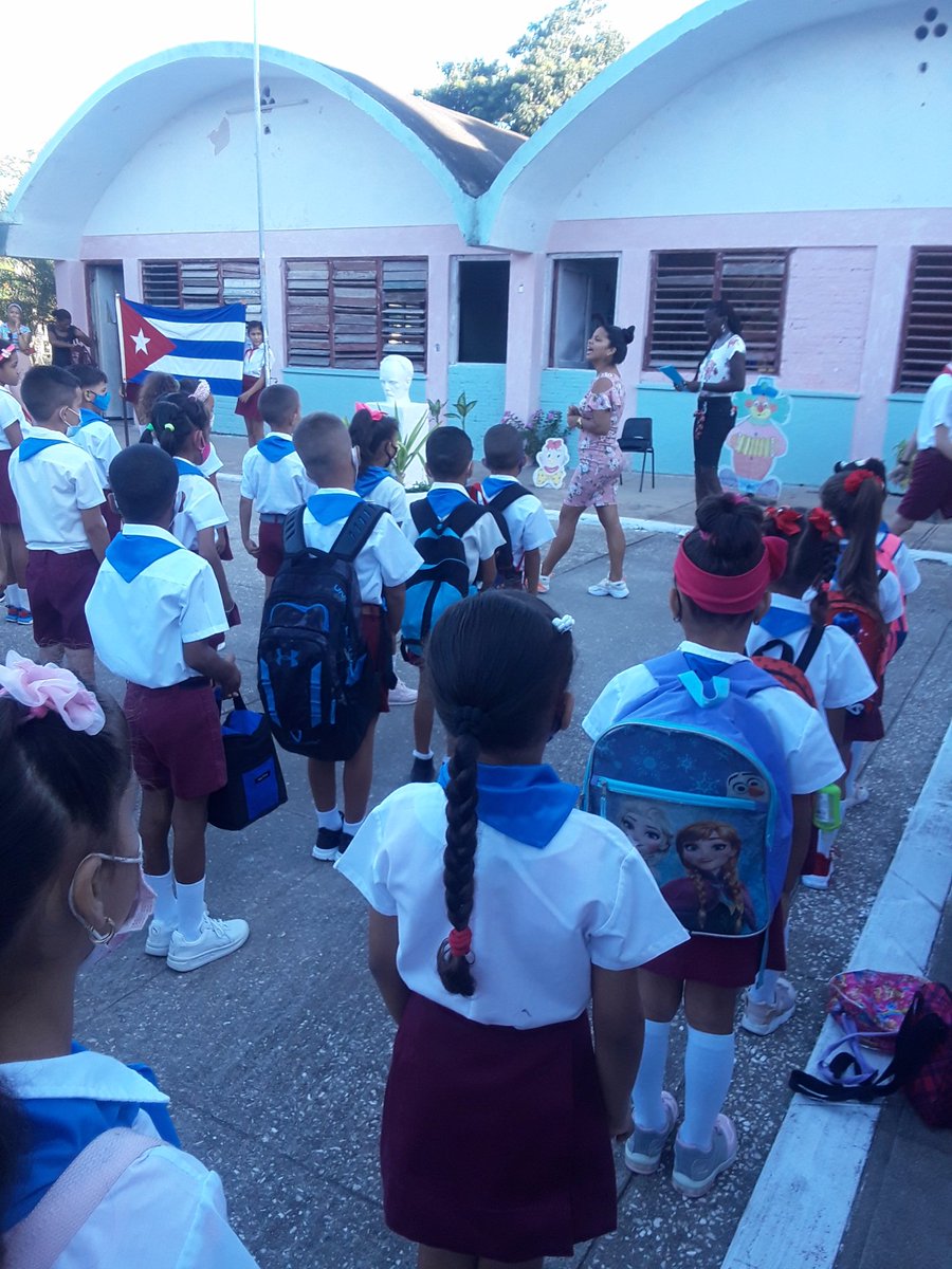 PrimariaJosMac2's tweet photo. Así se reanuda el curso escolar en nuestra institución educativa José Maceo Grajales https://t.co/Vd4TjndoLq