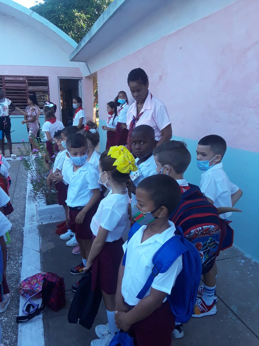 PrimariaJosMac2's tweet photo. Así se reanuda el curso escolar en nuestra institución educativa José Maceo Grajales https://t.co/Vd4TjndoLq