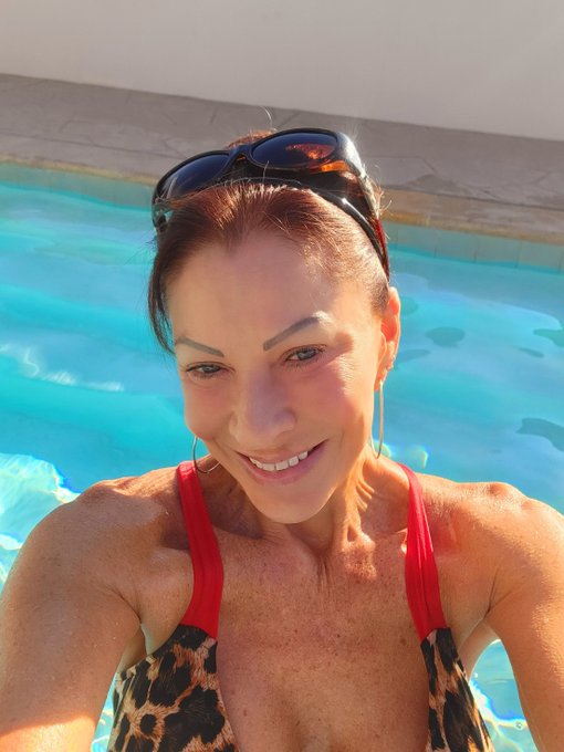 Happy Labor Day All 🤗 on this Hot Day, I'll be in the pool https://t.co/EDBmnfTahK