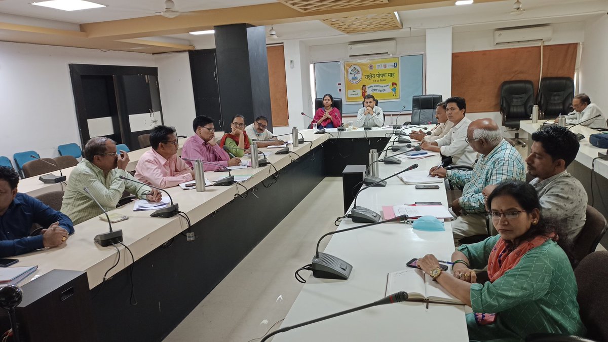 collectorrajga1's tweet photo. कलेक्टर श्री हर्ष दीक्षित ने जिले के समस्त कार्यालय प्रमुखों को निर्देशित किया है कि वे क्षेत्रीय भ्रमण के दौरान आंगनवाडी केन्द्रों काभी निरीक्षण करें,भ्रमण के दौरान कुपोषित बच्चे दिखें तो उसकी जानकारी संकलित करें तथा इसकी जानकारी परियोजना अधिकारी महिला बालविकास को दें
@mp_wcdmp https://t.co/vKBGXciqBn