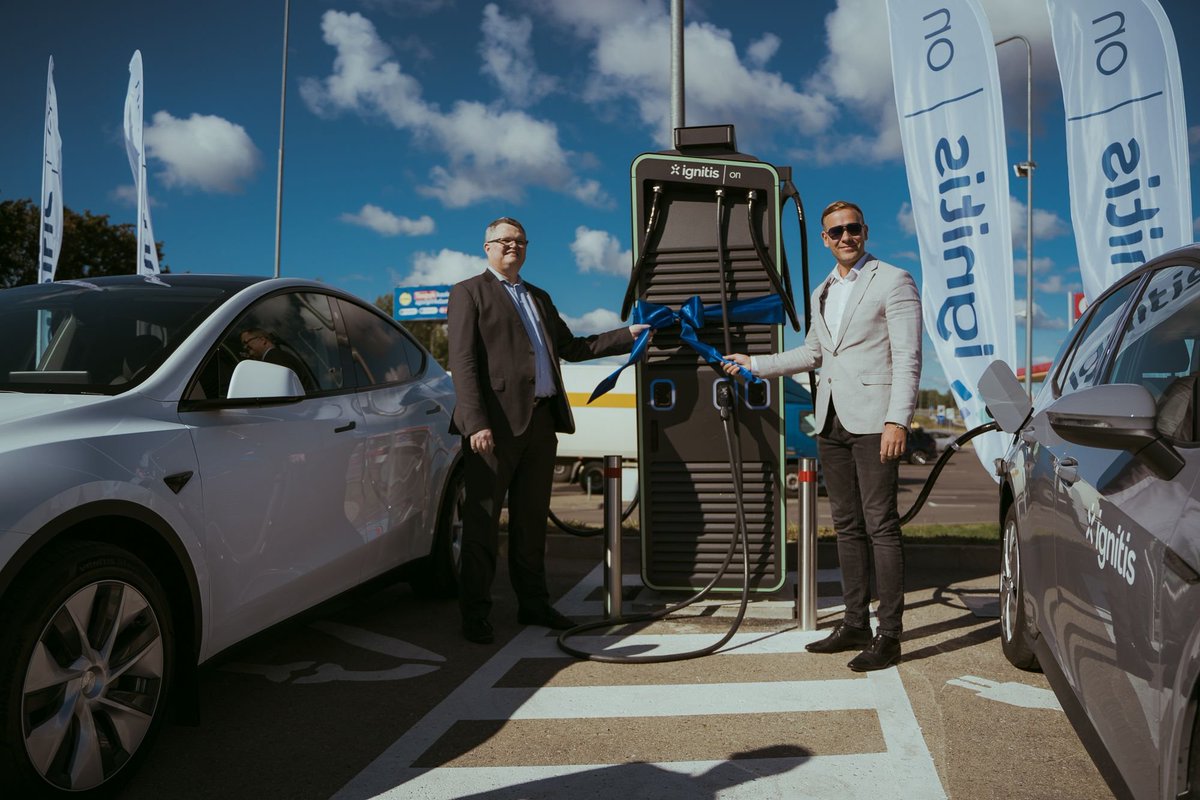 electricfelix's tweet photo. THIS is @HesburgerFIN (Biggest Baltic Fast Food chain): partnering with #ignitis 🇱🇹 to set up a new fast charging network for the Baltics: Ignitis ON
Fast Food & Fast Charging MATCH made!
#alwaysbecharging
#fastcharging
#hesburger
⚡️
Photos 📸
Andrius Šeršniovas @GismoGhost1 https://t.co/ugy9zRYpbS