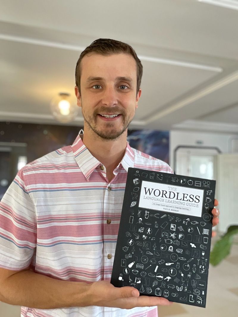 PBeeman17's tweet image. I&apos;m published! You can now learn language intuitively using The WORDLESS Language Learning Guide!
#Language #Linguistics #phonology #phonics #travel #expat #ESL #Languagelearning #languageteaching
