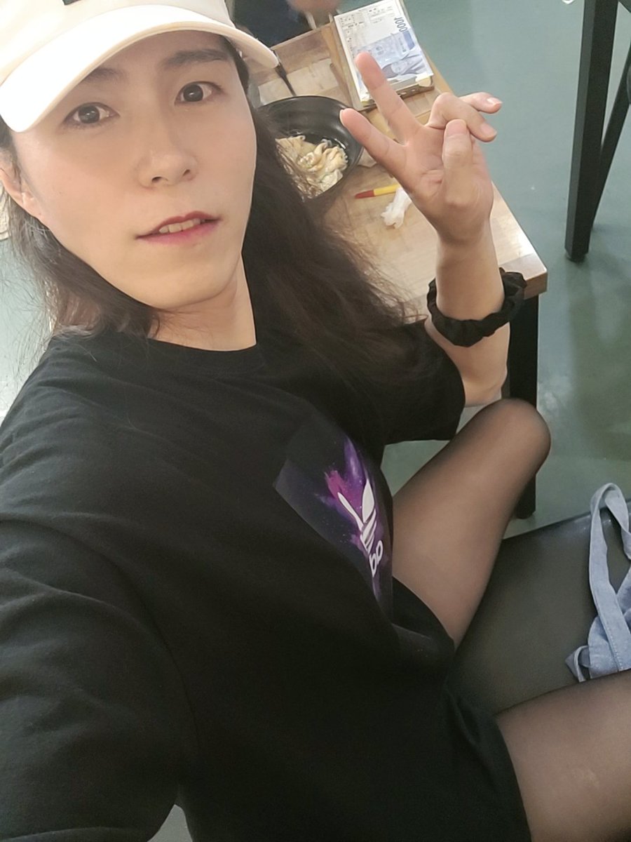 DFoxy0214ea's tweet photo. #cd #여장 #검스
주문하신검스두번째나왔습니다 https://t.co/v0EDg4dYr7