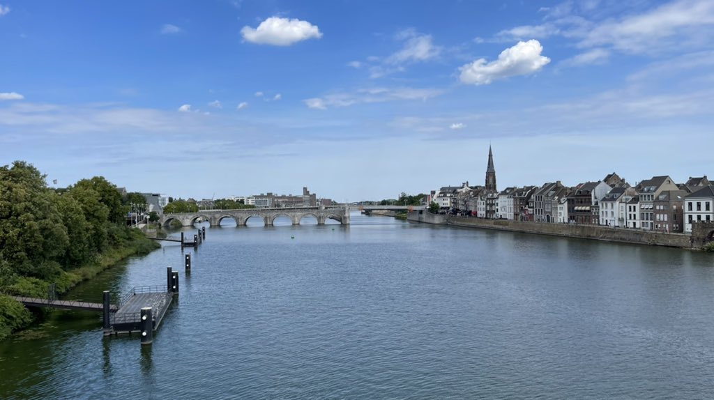 Marvellous and magnificent Maastricht. What an awesome place. We’ll definitely be back 😍