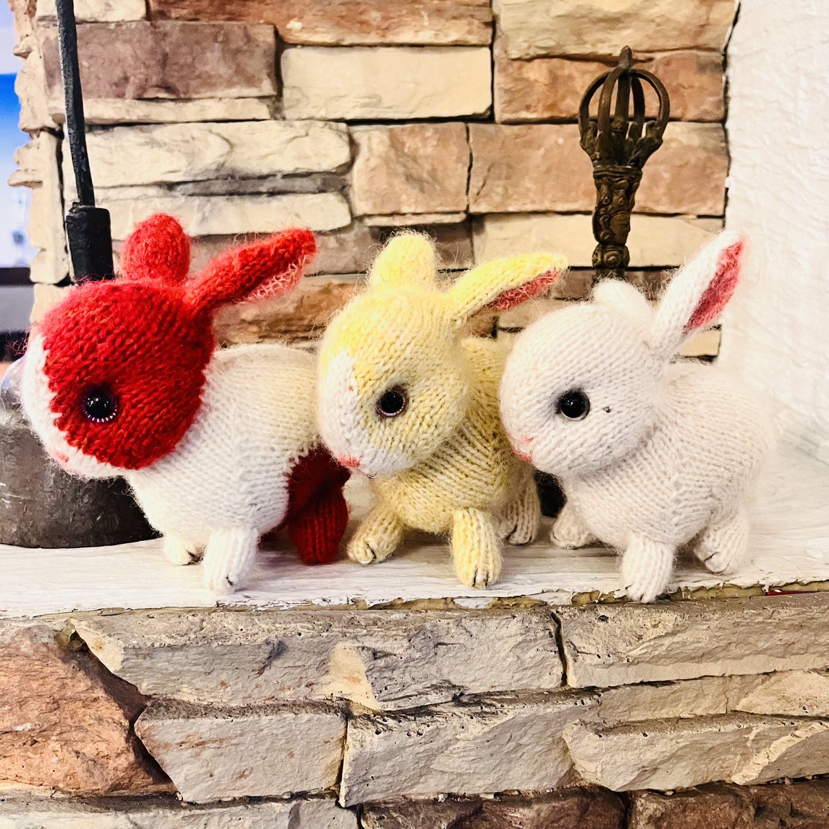 BubOBubO__'s tweet photo. 🐰 뜨개토끼 커미션 🐰

https://t.co/79Tj8sYxGl

▪️요리조리 커스텀 가능한 뜨개토끼 커미션 열었습니다. 개구리 보다 작업시간이 더 걸려요. 
▪️오픈기념 10월 말까지 만원 할인해서 진행합니다!>>65,000
▪️일정금액 달성 시 rt해주신 한 분께 뜨개토끼 작업해드릴게요 https://t.co/G8B4nFJHsw