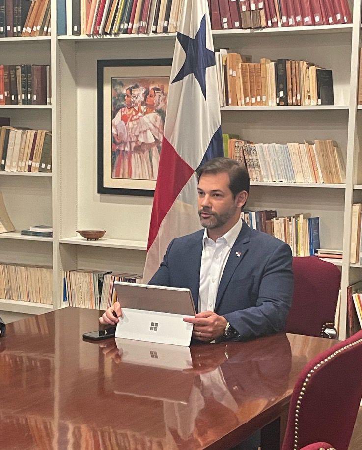 Ramón Martínez tweet media