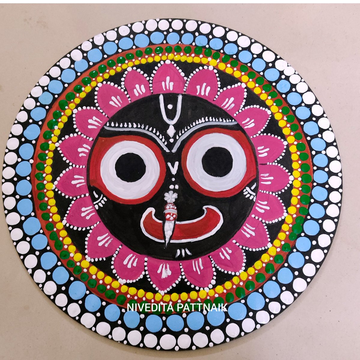 Nivedita_Odisha's tweet photo. My Artwork😊
Jay Jagannath🙏
#mandalaart #mandalaartist #jaijagannath #arttweeter #artworld #sambalpur #bhubaneswar #odisha #india https://t.co/JES2HW7O17