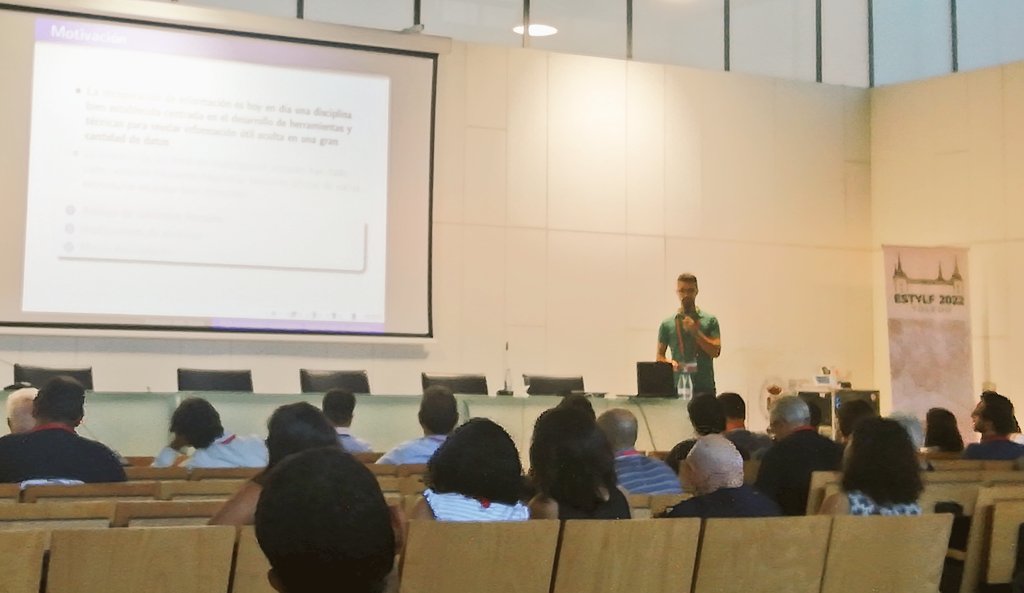 MCIS_Cadiz's tweet photo. Francisco Ocaña de la @univcadiz explica en 5 minutos la base de su tesis en @estylf2022 #ScienceoftheFuture https://t.co/dyUt7fCrcU