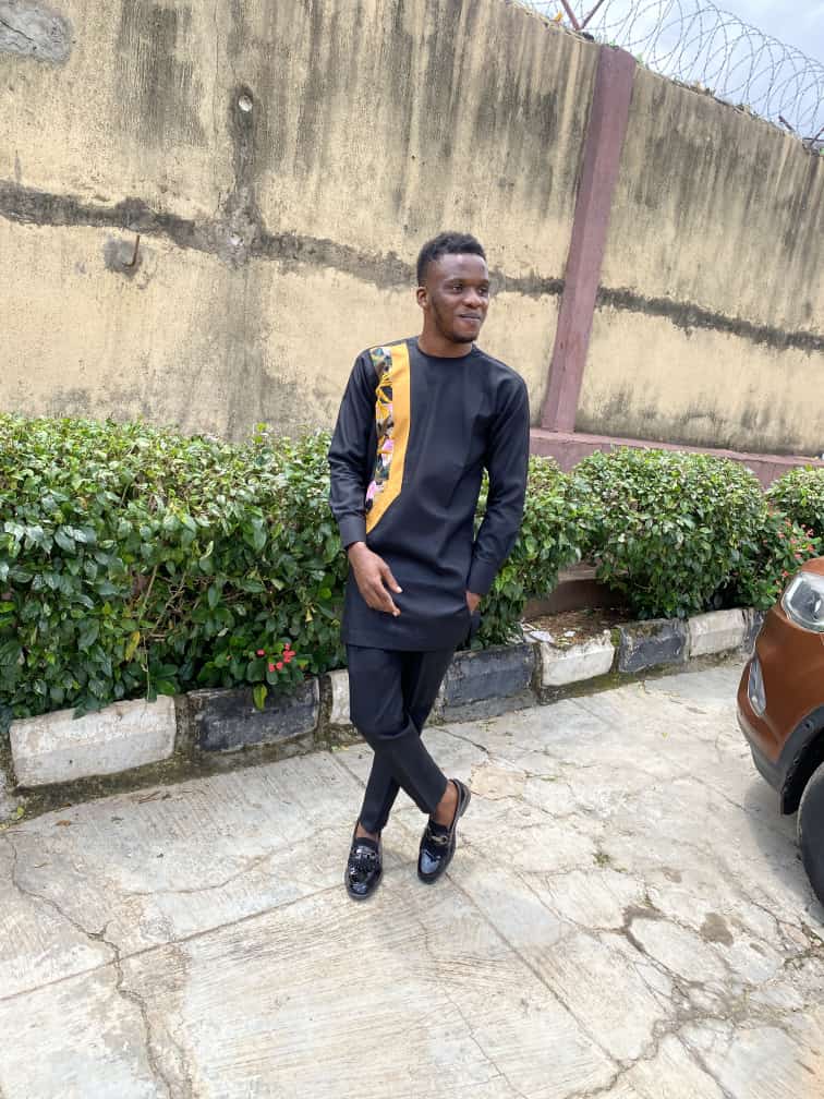 MadeByDlight's tweet photo. Kindly RT+
What better way to start your week than to wear the brand βοΈπ₯°π₯°π€
β¨T.H.E O.L.A.D.E.J.Iβ¨
Wearing: @MadeByDlight
π€: 10kbeaut
#customerappreciationpostπΈππ
#mb'dkings #MCM
@_DammyB_ @larmmy @CEOAda @UnclebeeOla https://t.co/yywnHr159M